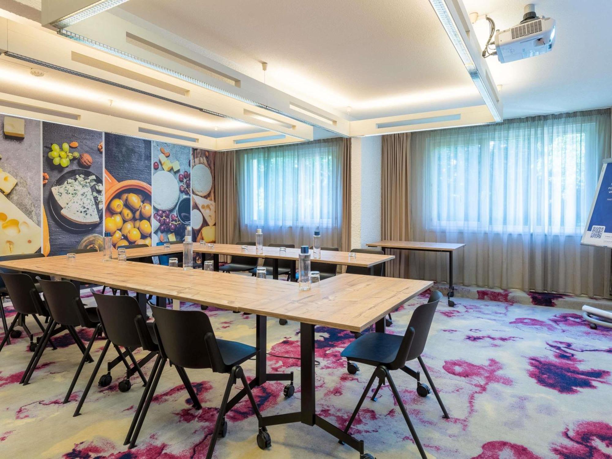Novotel Сакле Екстериор снимка